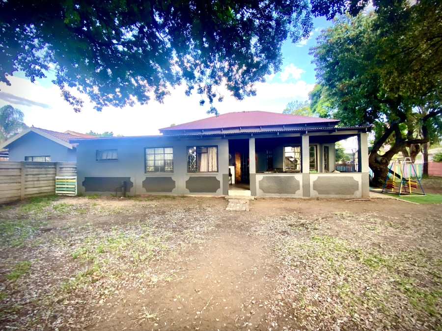 3 Bedroom Property for Sale in Bodorp North West